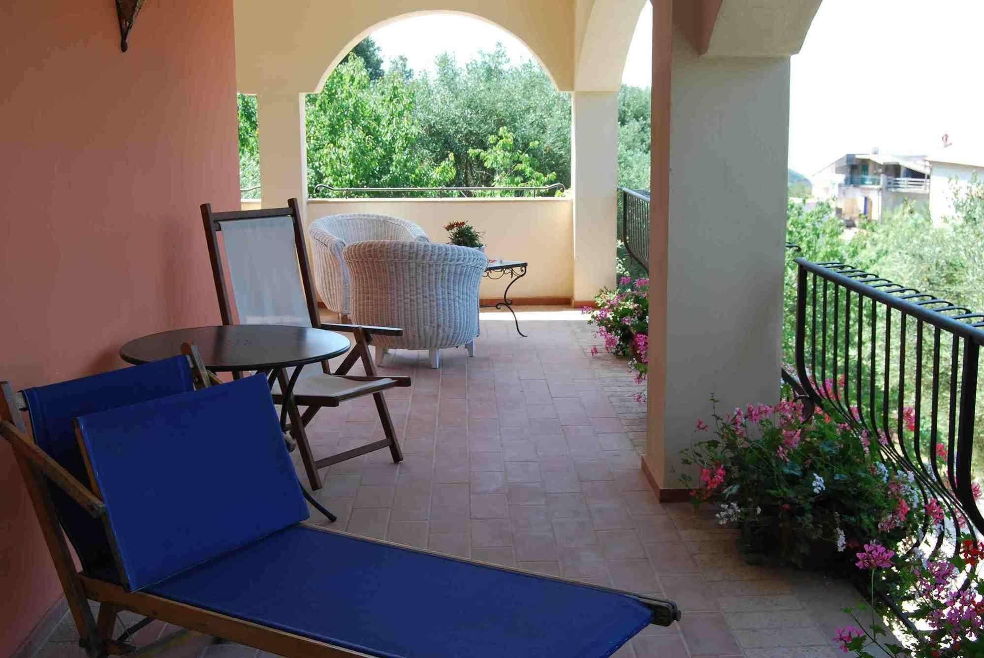 Villa Santa Sofia Ascea Eksteriør bilde